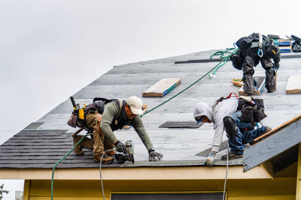 Professional Gutter Installation technician working in Tuscarora, PA